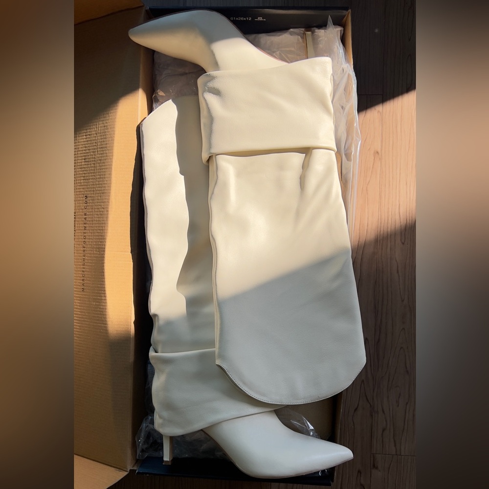 High knee boots